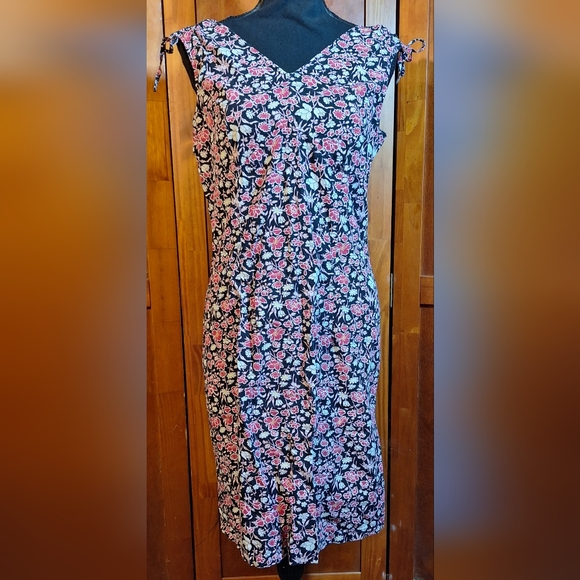 Expressions Dresses & Skirts - EXPRESSIONS Sleeveless Dress